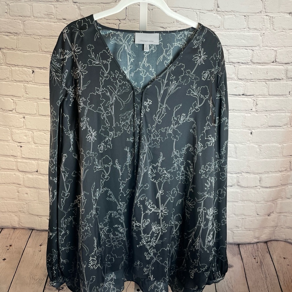 Classiques Entier XL silk black floral pattern blouse